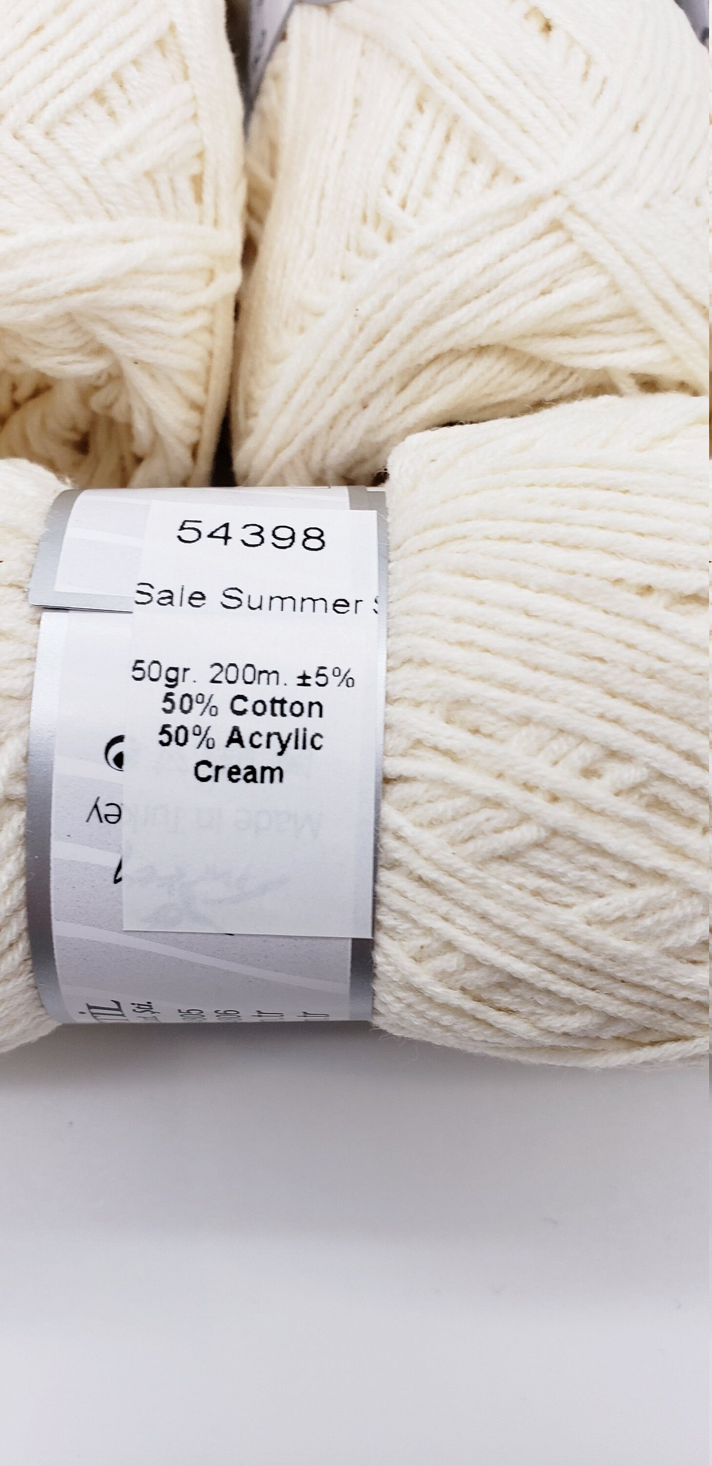 Susan's Family 4 Ply 60% Cotton 40% Acrylic Yarn...