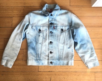 Vintage Levis Blue Jean Jacket size Small