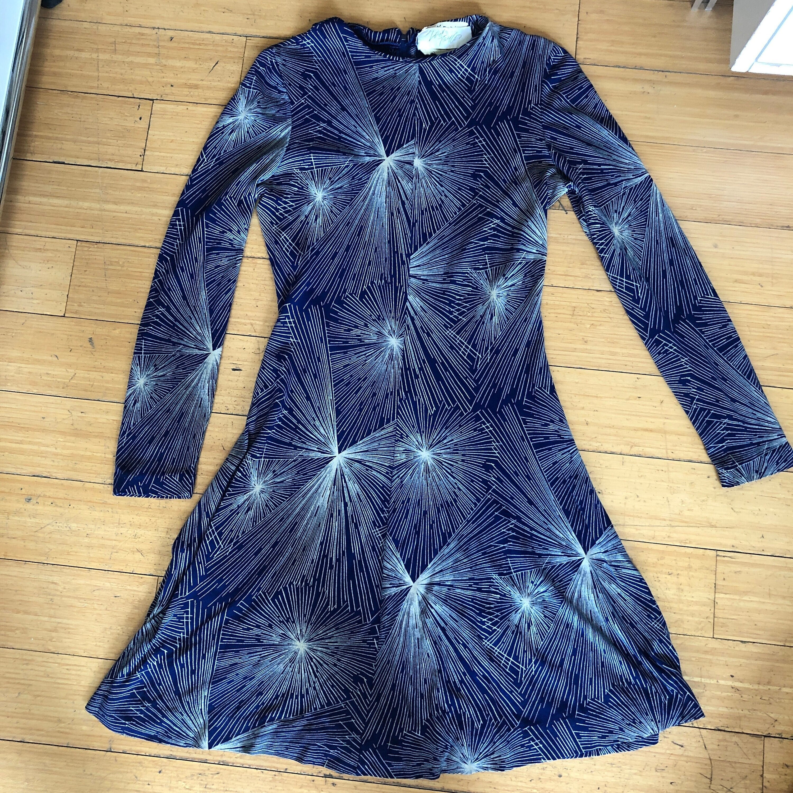 Vintage 70s Diane Von Furstenberg DVF Fireworks Lord and Taylor Blue Skater Dress size small