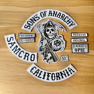 créer un logo Sons of Anarchy personnalisé