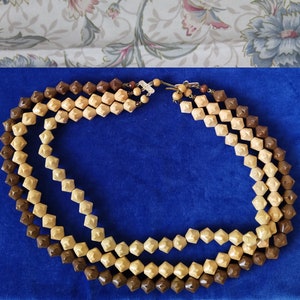 Vintage plastic ketting