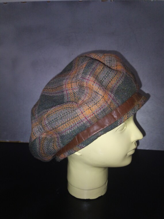 Cap Flat Tonak/Checkered/Leather Button - image 1