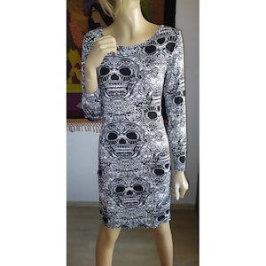 Skull Dress Glamour