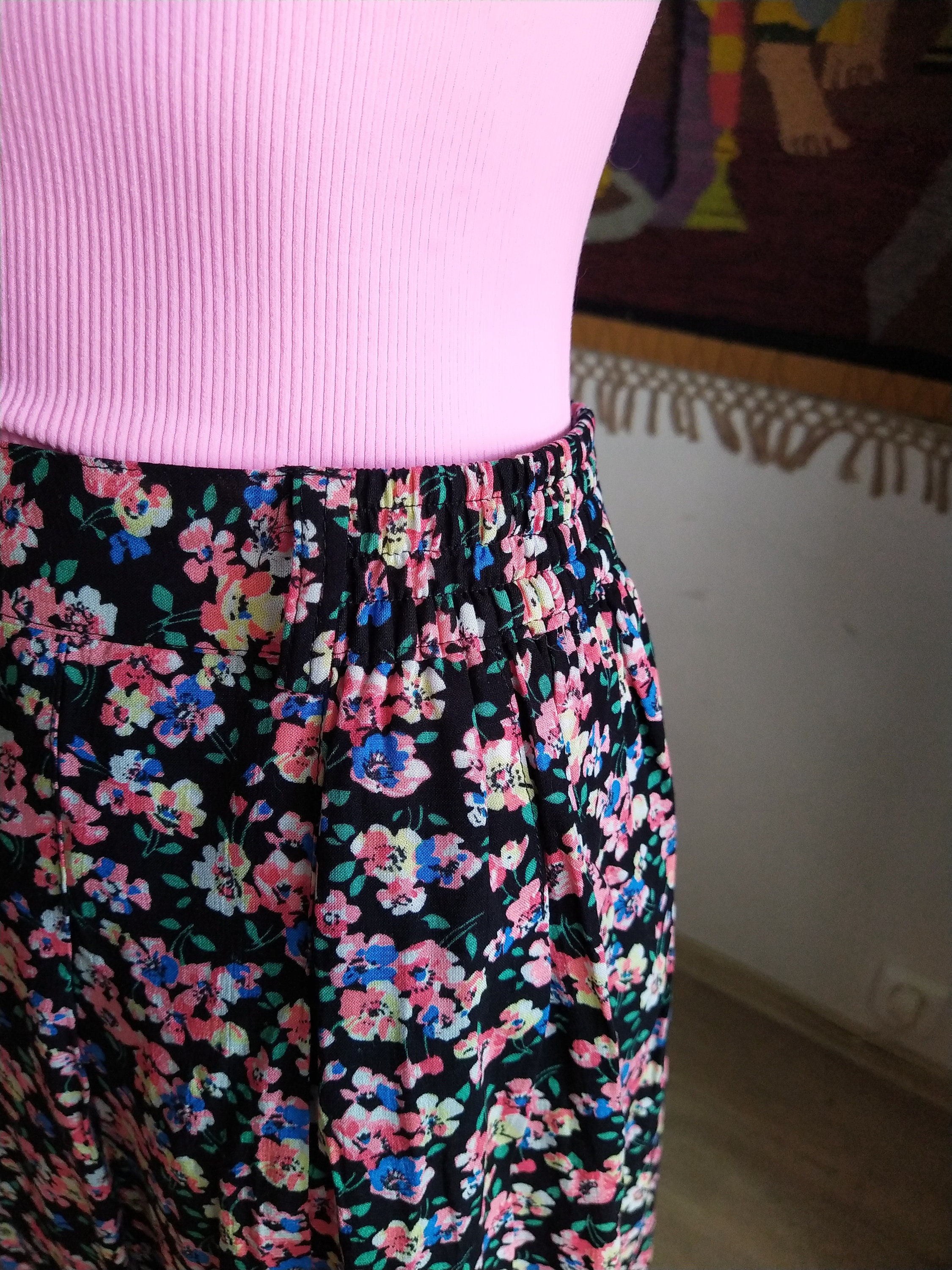 Navy floral skirt clearance vintage