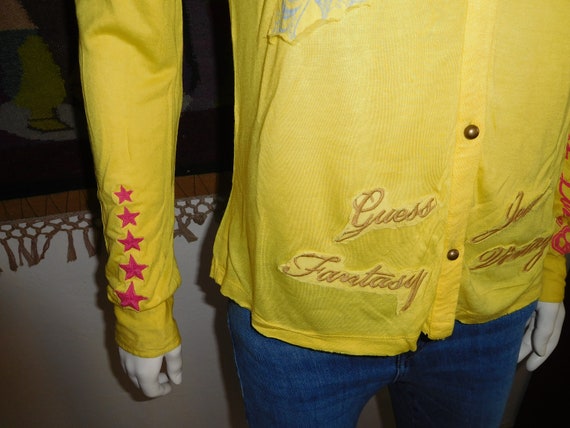 Camiseta Guess Amarilla Aplicaciones BordadasManga Larga Vintage 16 Envio Gratis Etsy Espana