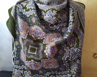 Amazing Scarf Floral Pattern