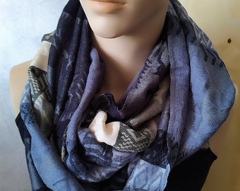 Cashmere Shawl with Deer/Scarf/Tunnel
