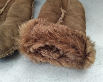 Leather Mittens/Gloves with  Fur