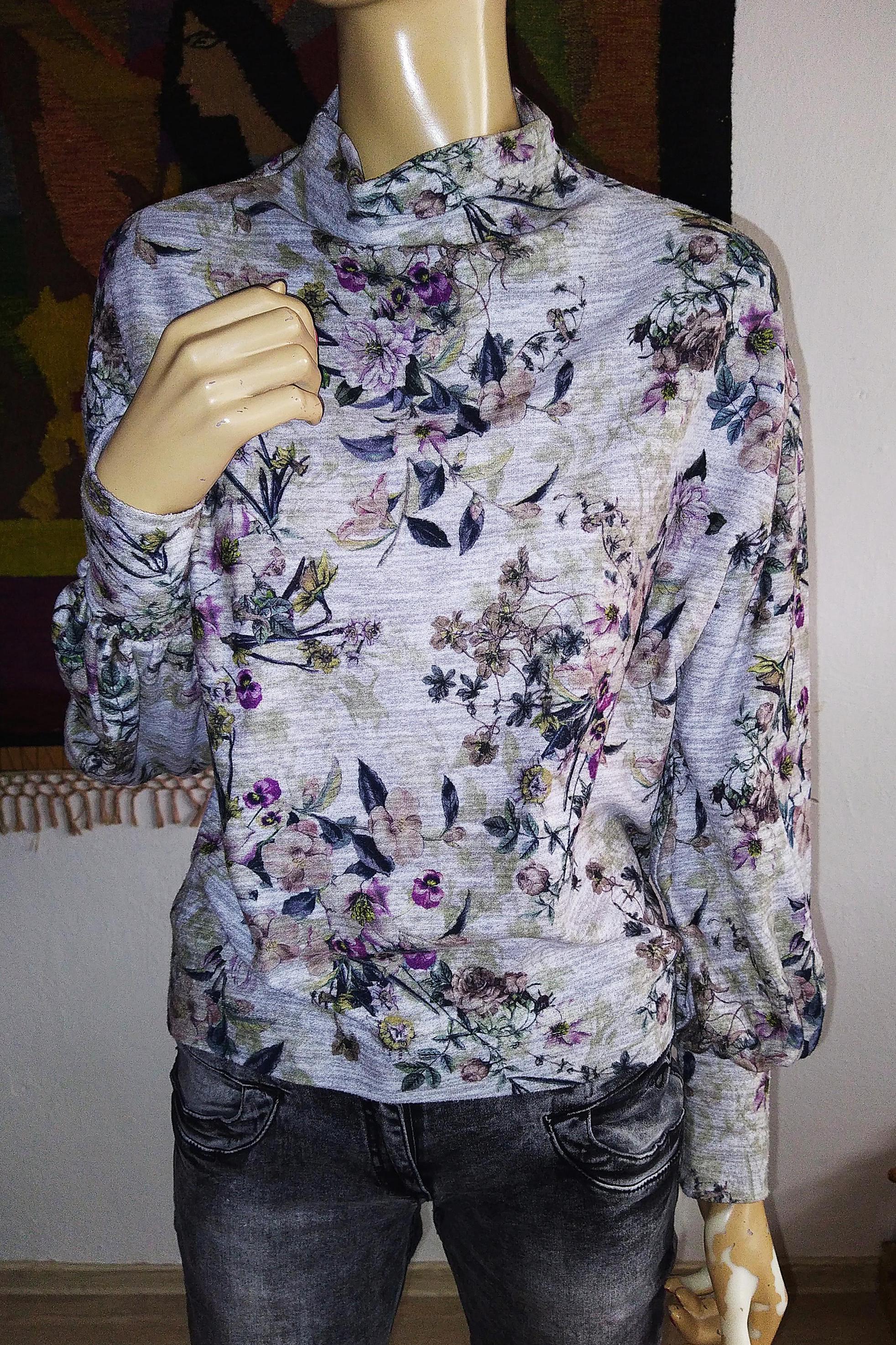 Floral Turtleneck