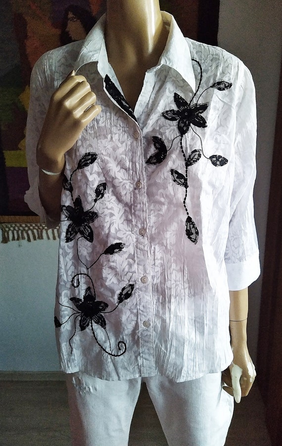 deresデレス ブラウス blooming embroidery blouse Black and White Blouse/embroidered Blouse - Etsy