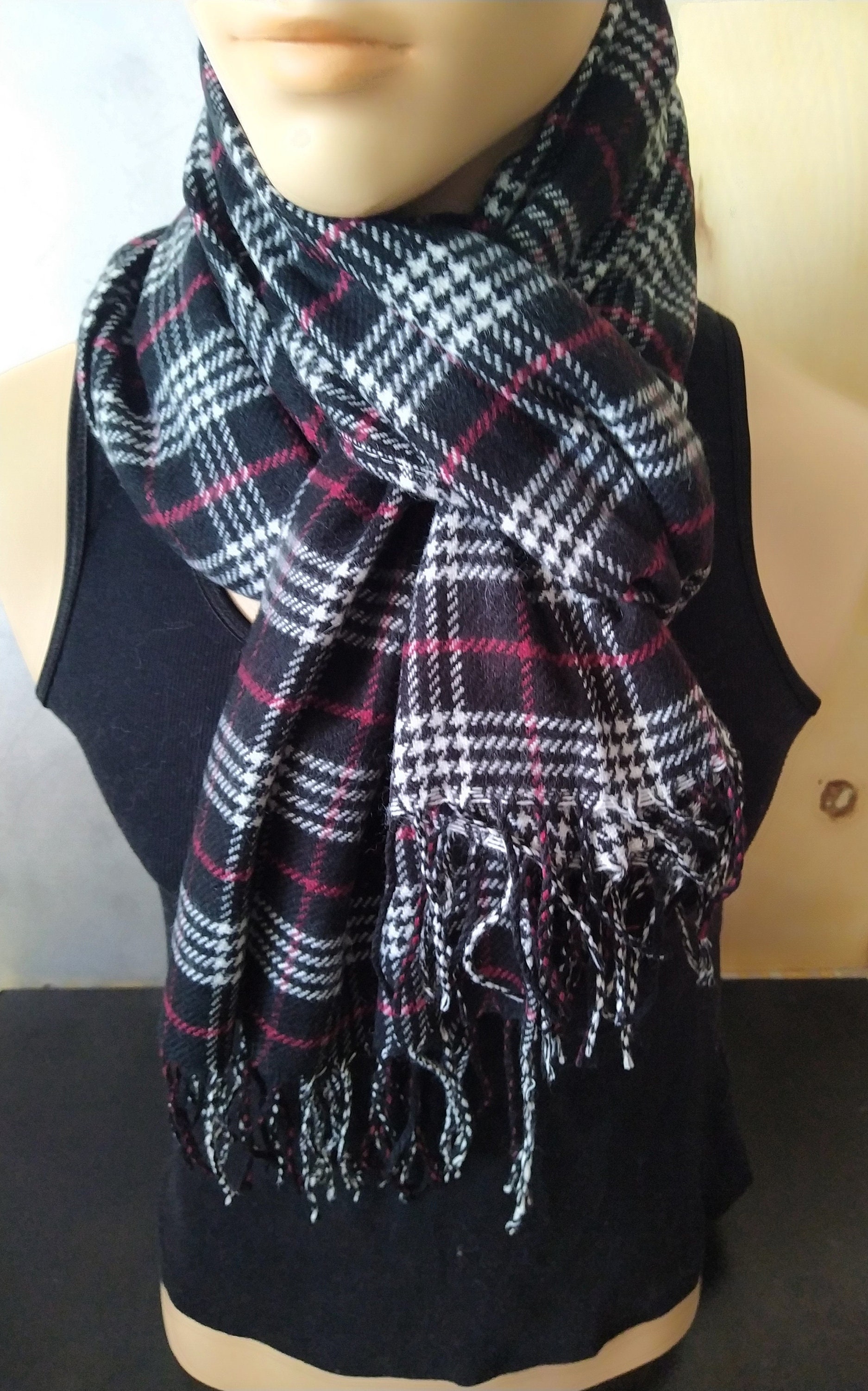 Definizione del tessuto Jacquard: svelando la sua trama unica e i suoi usi