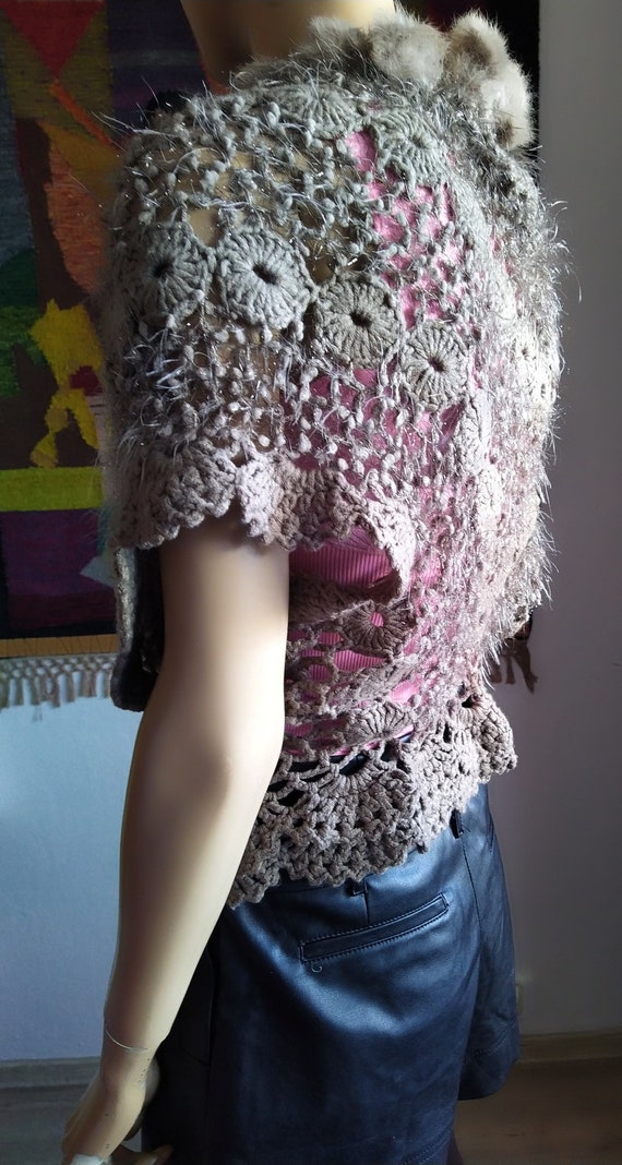 Crocheted Vest with Fur - image 4