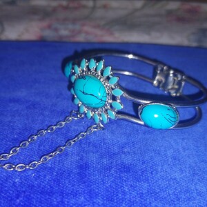 Turquise Stone Bracelet/Enameled Jewelry/Vintage Bracelet