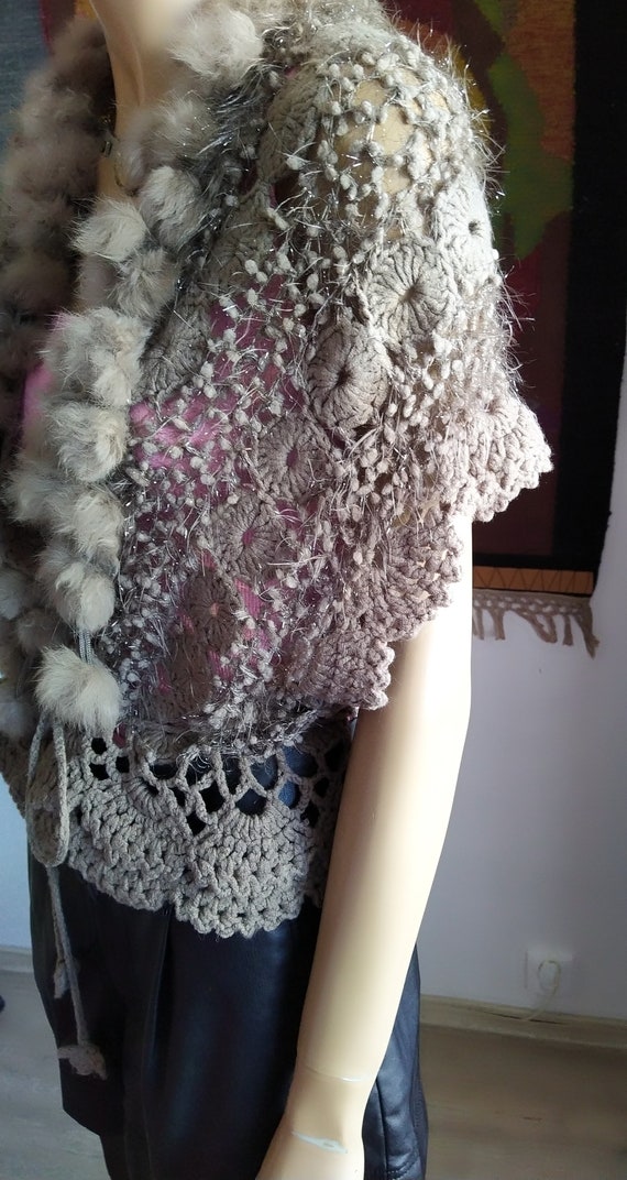 Crocheted Vest with Fur - image 3