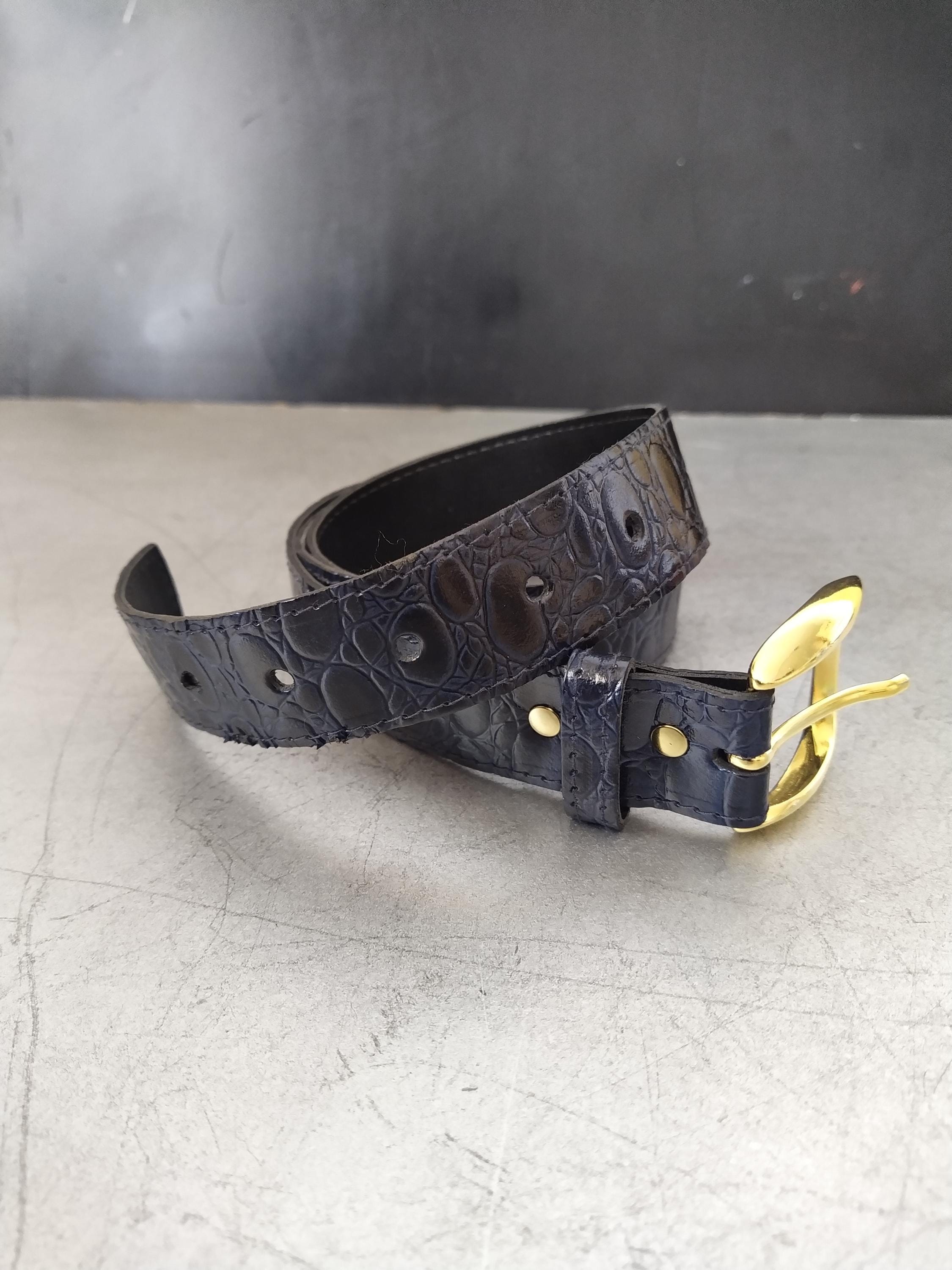 Faux Crocodille Belt/gold Metal Buckle - Etsy Australia display picture 1