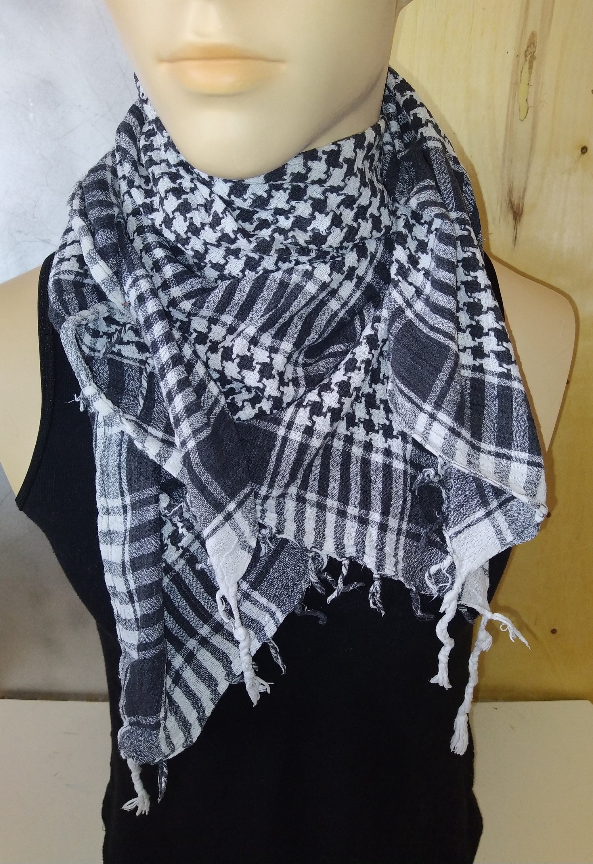 Arabian Keffiyeh How To Wear A Headscarf Men Arafat Sjaal
