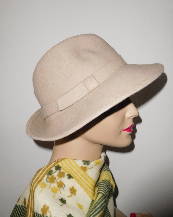 Vintage Hat Felt Unisex 1970s