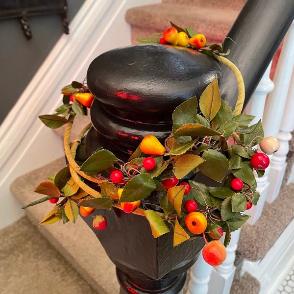 Vintage Wreath with fruit and berries  Colonial Williamsburg decor  Medieval head pieces Christmas / autumn