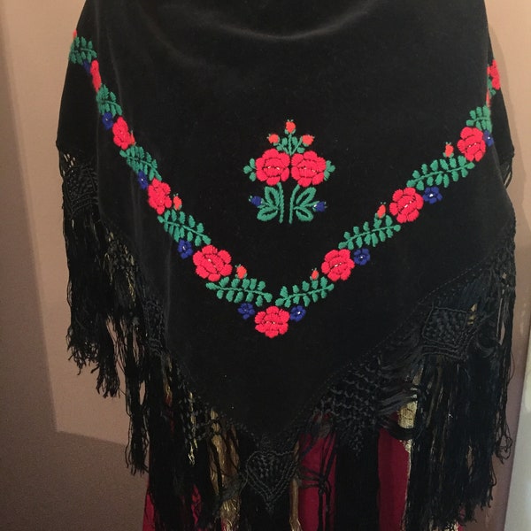 Vintage Black Velvet Embroidered Shawl Wrap Gypsy Bohemian Witchy Cloth Hungarian Folkart