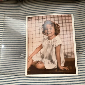 Vintage Shirley Temple press release photo