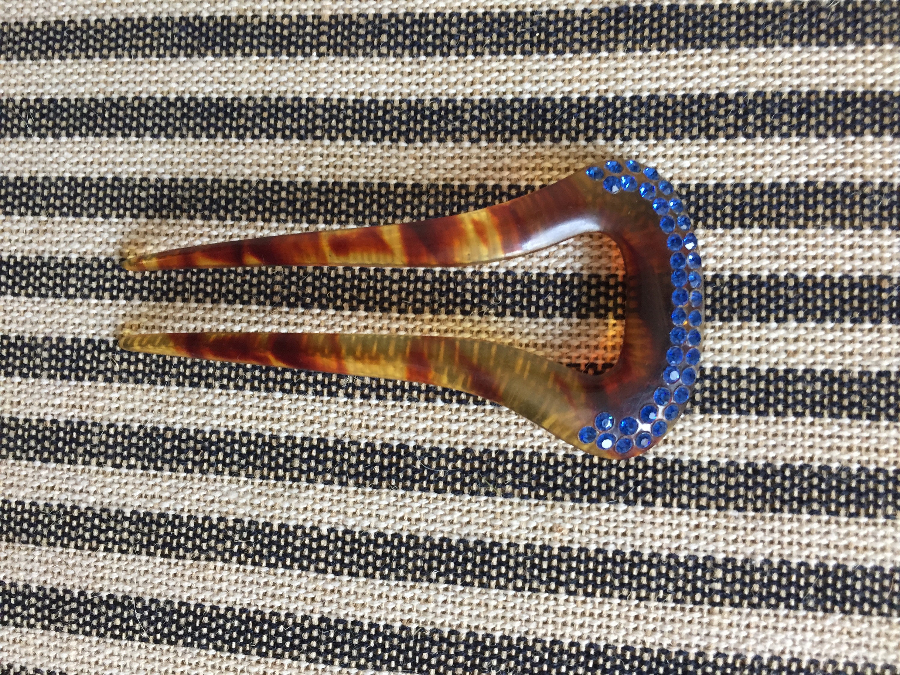 Vintage Art Deco Hair Comb Celluloid and Blue Sapphire  display picture 2