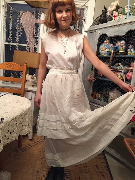 Antique Petticoat 1800s White cotton Muslin Skirt… - image 1