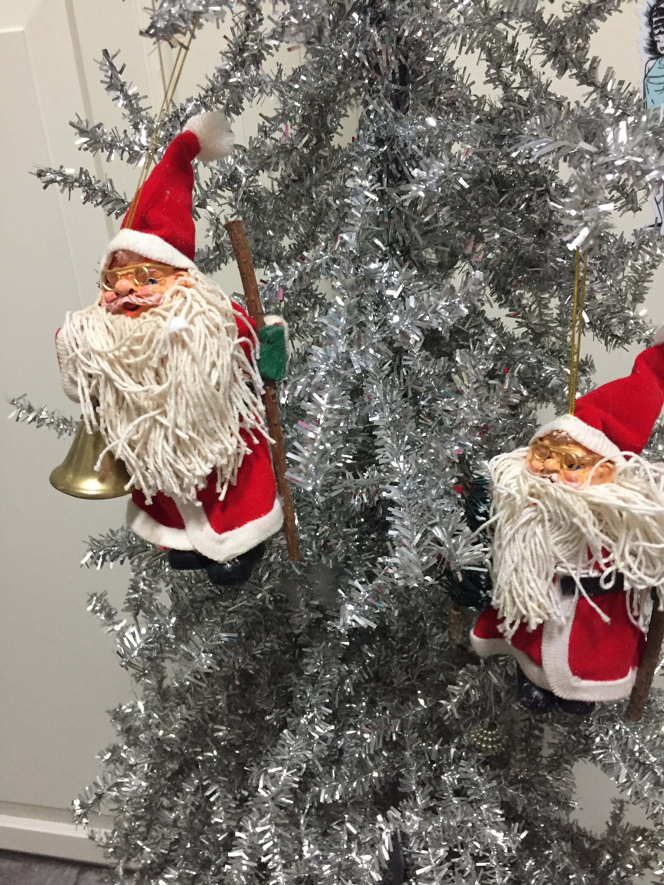 Vintage Alte Welt Santa Ornamente Primitive Stil Set von zwei 1980er Jahren