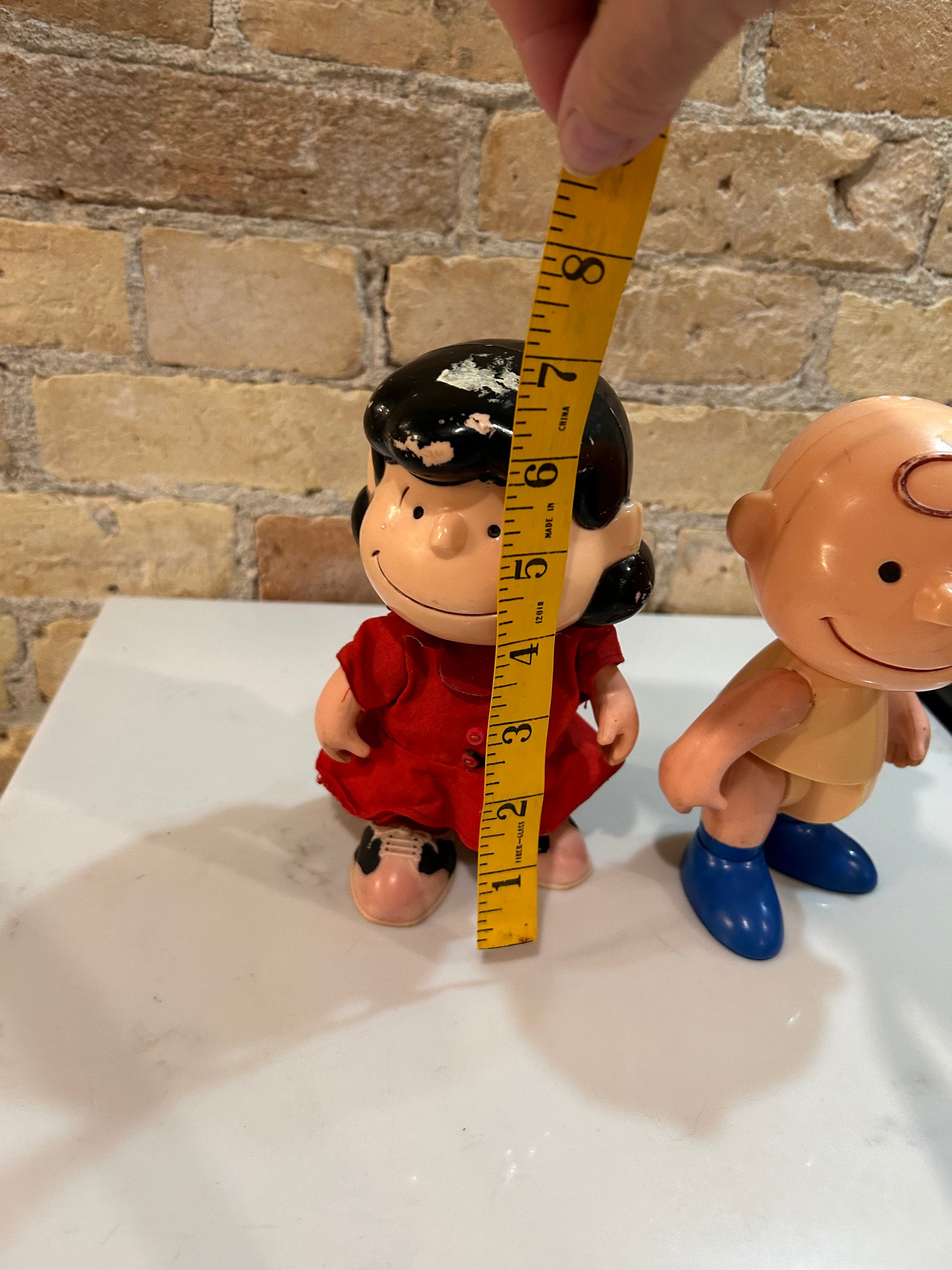 チャーリー・ブラウンとルーシー フィギュア ピーナッツ フィギュア チャーリー・ブラウンとルーシー - メルカリ