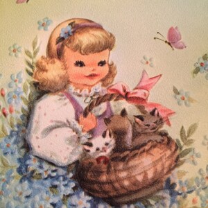 Vintage krijgen goed wenskaart met kittens in een mand met blond meisje jaren 1960 met envelop ongebruikte