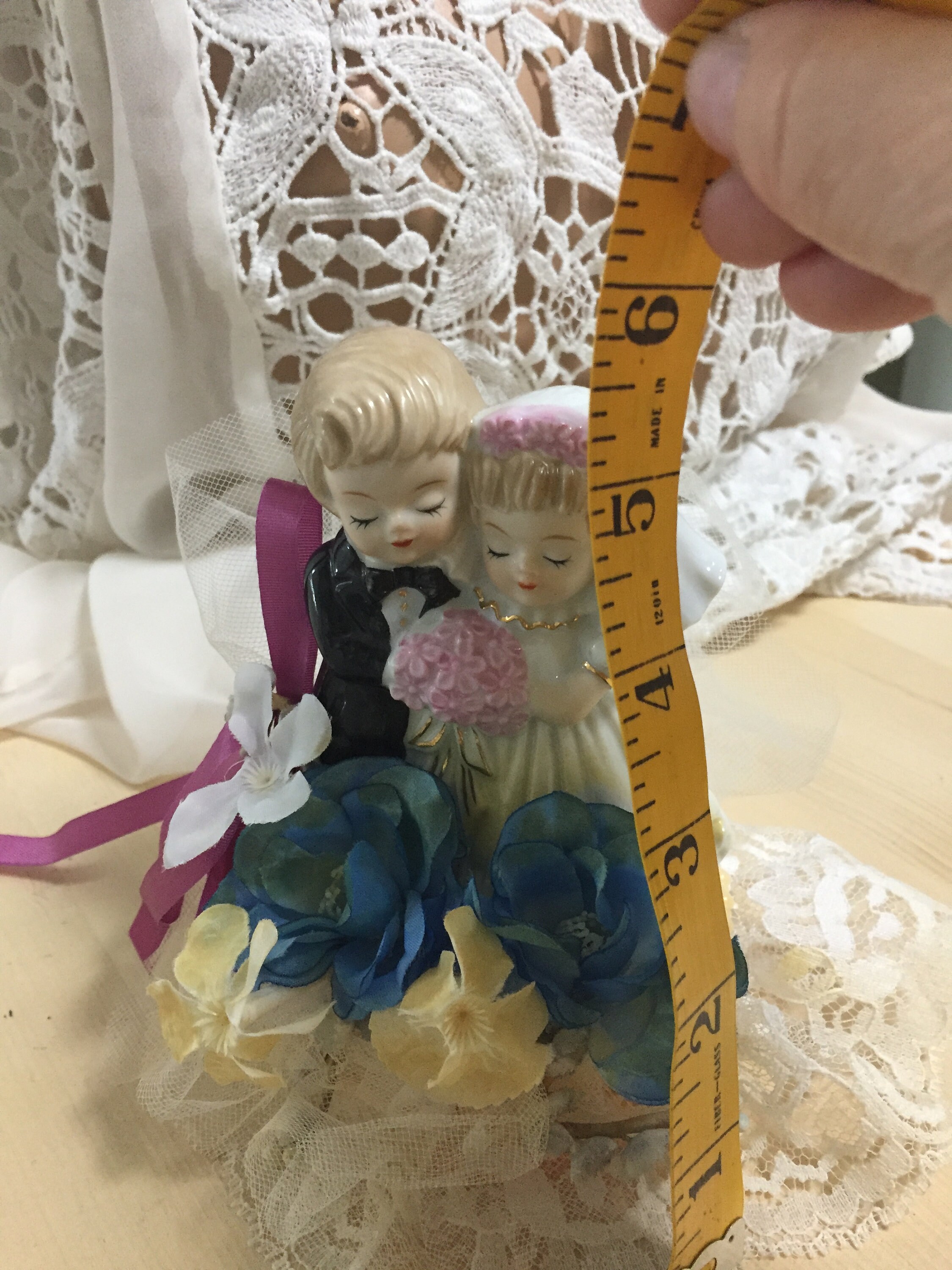 Vintage Bride and Groom Wedding Cake Topper Porcelain and Lace Lefton ...