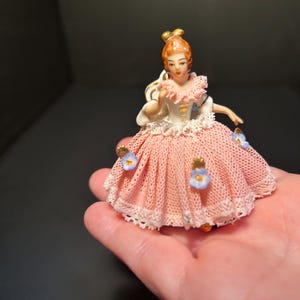 Dresden lace doll - Etsy 日本