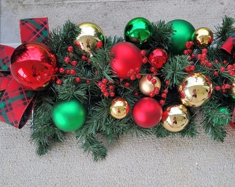 Red Green Gold Ornament garland for mantle or centerpiece, table arrangement, Christmas centerpiece, table runner, Plaid Christmas decor