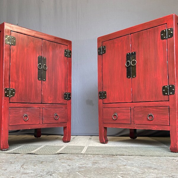 Modern Chinese Style Red Lacquered Bedside Tables pair of Oriental cabinets