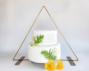 Triangle Wedding Cake Stand / Handcrafted Brass Hexagon Cake Display / Metal Wedding Triangle / Copper Brass Silver Powder Coated Cake Stand