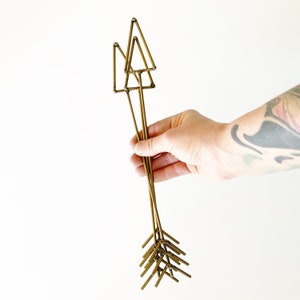 Mini Steel Arrow Frames: Handcrafted Wall Decor (12 inch)