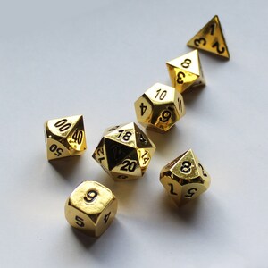 Dice 4 Friends JDR Cube Set 7 Poly DND jeu de rôle goldeneyes Gold incrustées Dice 4 Friends JDR Cube Set 7 Poly DND jeu de rôle goldeneyes Gold incrustées