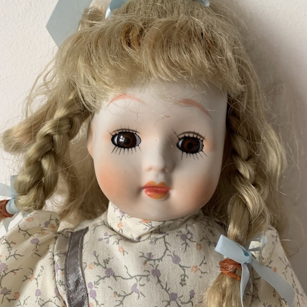 Lola - Haunted Porcelain Doll - Very Active