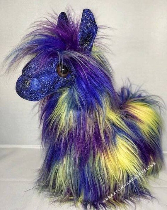 peluche lama arc en ciel