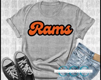 Rams Script PNG: Retro Team Spirit Shirt Design (Digitaler Download)