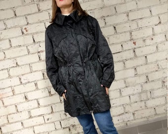 Autumn Medium Length Raincoat by Wellensteyn Women's Raincoat Model Victoria Black Color Zipper Pockets and Lining Size 42
