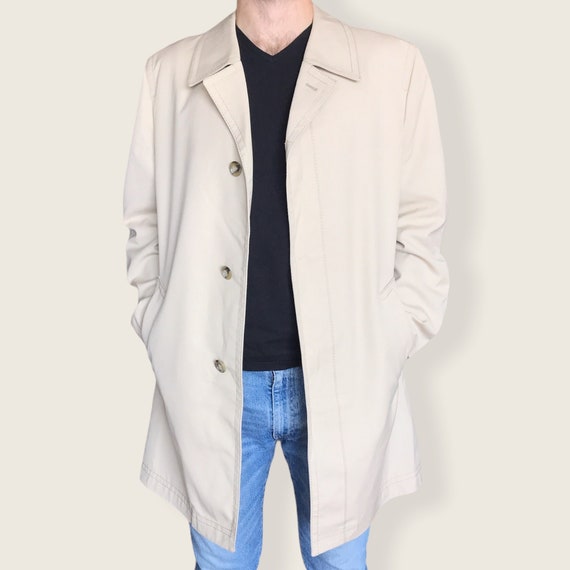 white short trench coat