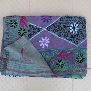 Suzani Vintage Kantha Quilt, Hand Embrodered Cotton Kantha Blanket and Throw, Wall Hanging Tapestry For Home Decor