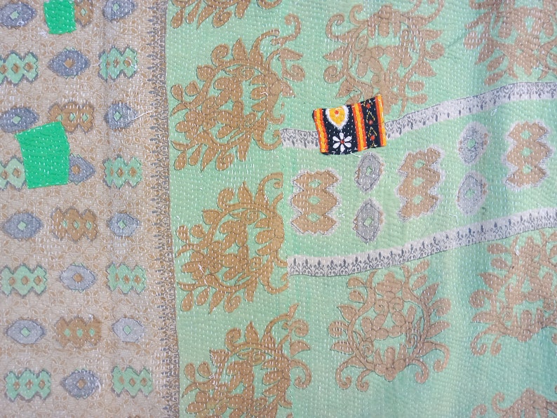 Vintage Kantha Quilts Blanket And Throw Embroidered Quilts Handmade Wall Hanging Amazing Bedding Home Decor Gift Reversible Quilt Tapestry