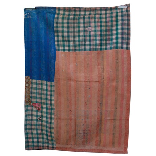 Vintage kantha quilt,vintage sari quilt,blanket,handmade quilt,twin size quilt,bed cover,recycled shops kantha,reversible quilt,Ethnic quilt 3908