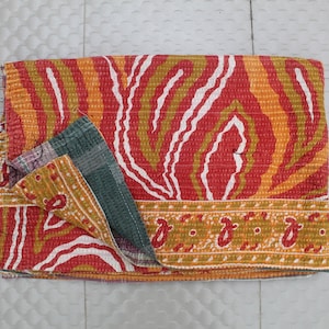 Vintage Kantha Patchwork Tagesdecke: Patchwork Tagesdecke