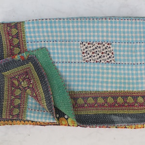 Vintage Kantha Quilt: Handmade Bengal Bedspread, Wall Hanging
