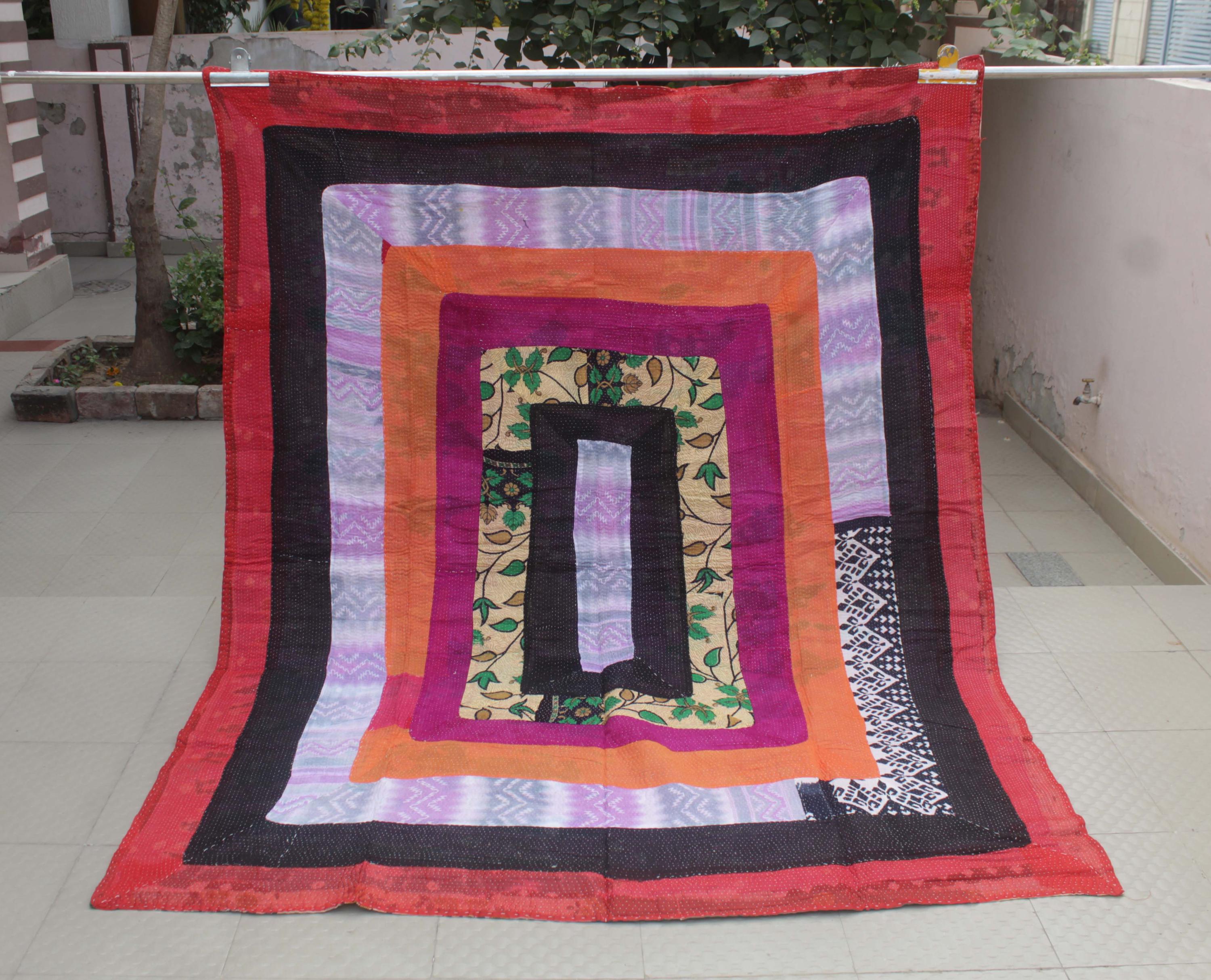 パッチワークカンタキルト：ヴィンテージの手縫いコットンタペストリー