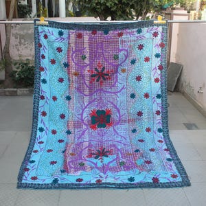 Suzani Vintage Kantha quilt: Soft Cotton Blanket & Throw - Colorful Kantha Bedding Quilt