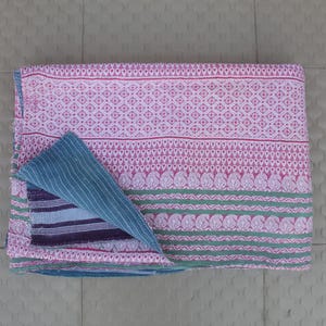 Vintage Kantha Quilt: Hand-Stitched Cotton Throw Blanket (52x76 Inches)
