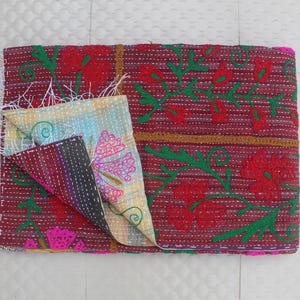 Vintage Kantha Suzani Quilt – Hand Embroidered Floral Blanket, Reversible Bohemian Throw, Indian Boho Bedding, Handmade Folk Art Quilt